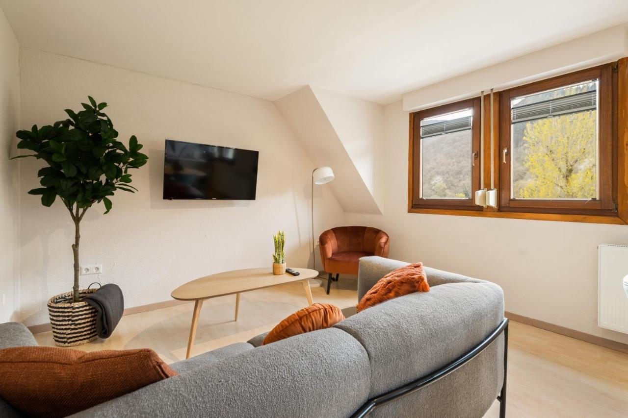 Апартаменти Haus Blaue Traube Mit Moselblick Едіґер-Еллер Екстер'єр фото