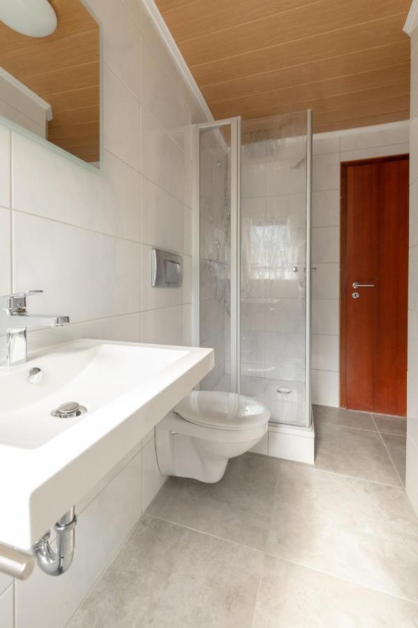 Апартаменти Haus Blaue Traube Mit Moselblick Едіґер-Еллер Екстер'єр фото